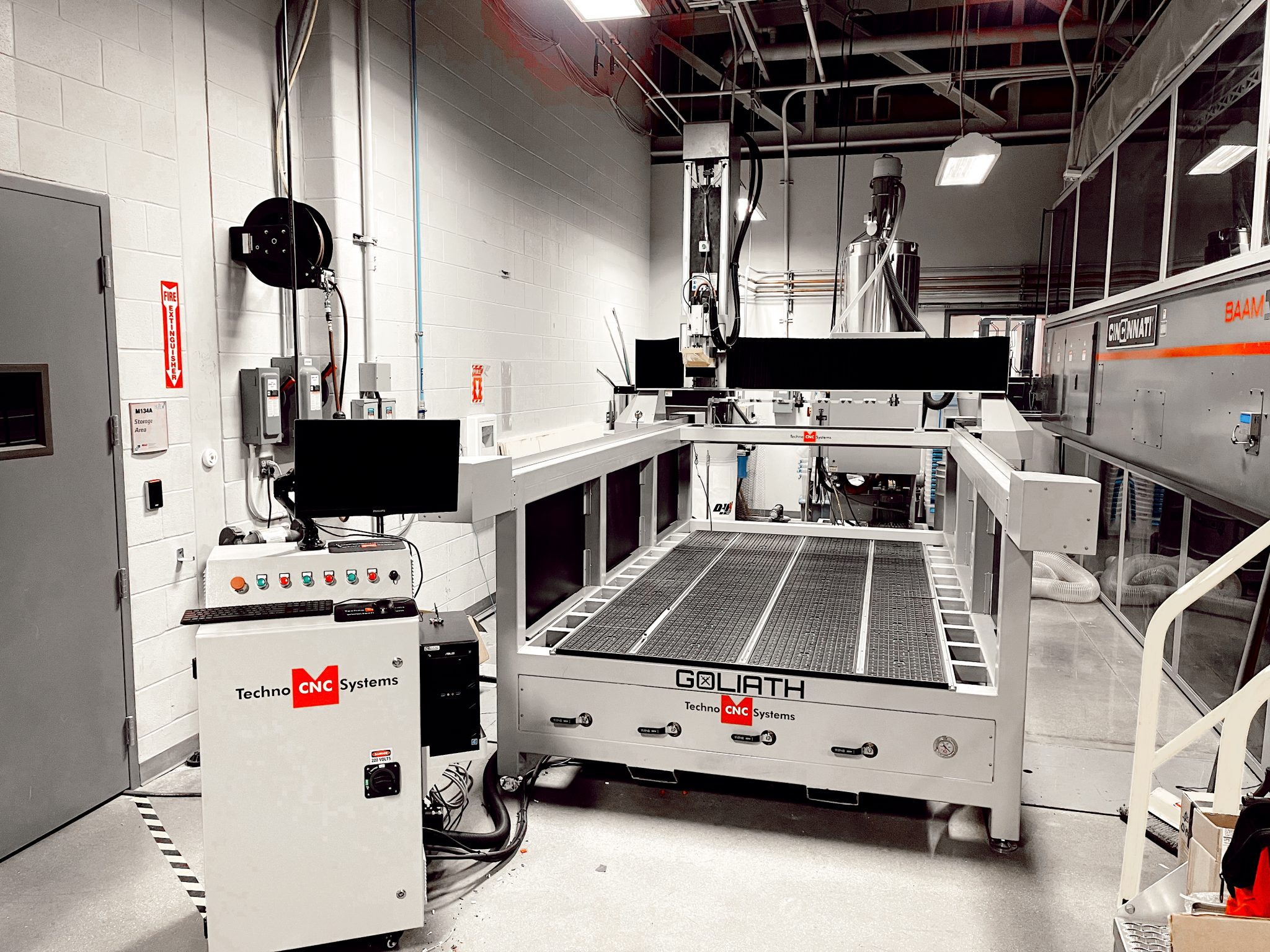 Goliath Series CNC Router - Large CNC Routers - CNC Equipment